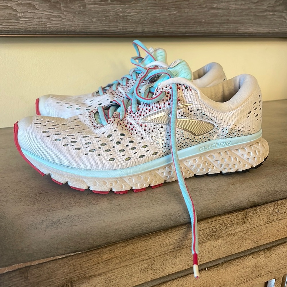 Brooks Glycerin 16. Women 8.5